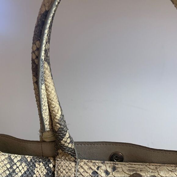 Tiffany & Co. Lizard Tote - Picture 15 of 16